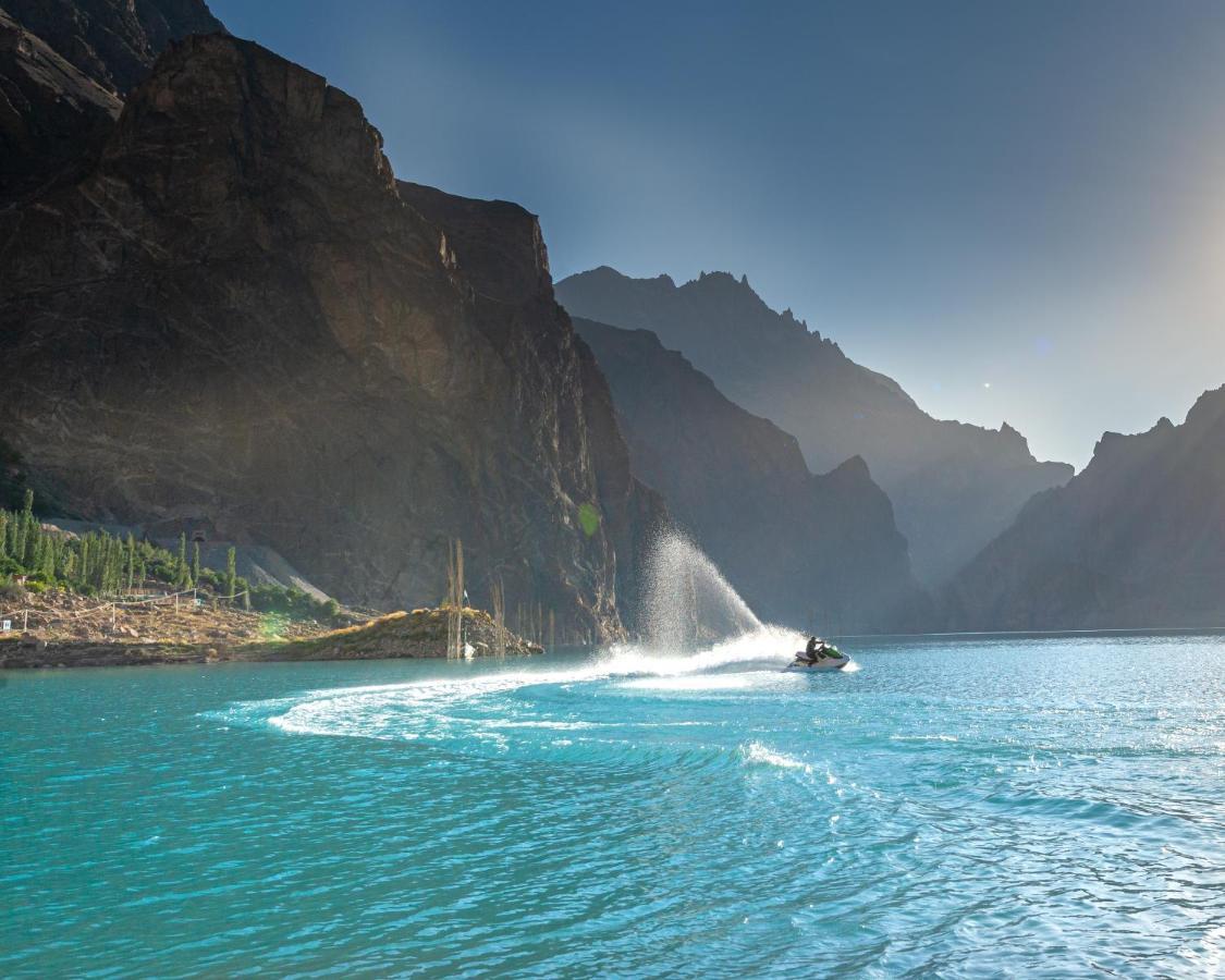 Luxus Hunza Attabad Lake Resort Karimabad  Buitenkant foto