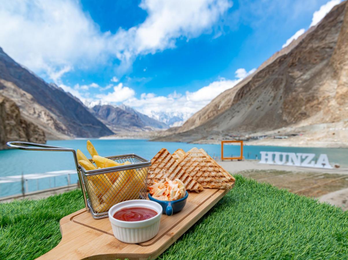 Luxus Hunza Attabad Lake Resort Karimabad  Buitenkant foto