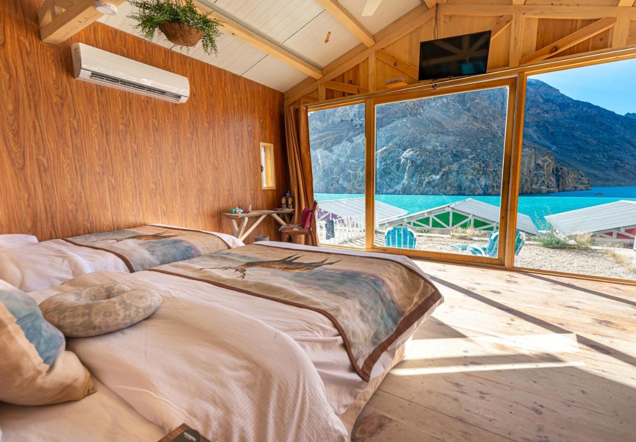 Luxus Hunza Attabad Lake Resort Karimabad  Buitenkant foto