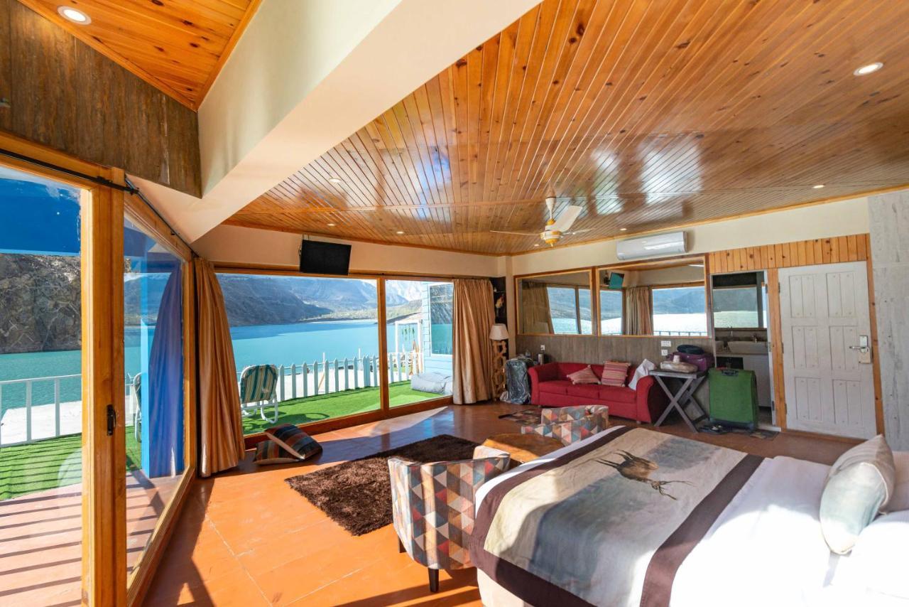Luxus Hunza Attabad Lake Resort Karimabad  Buitenkant foto