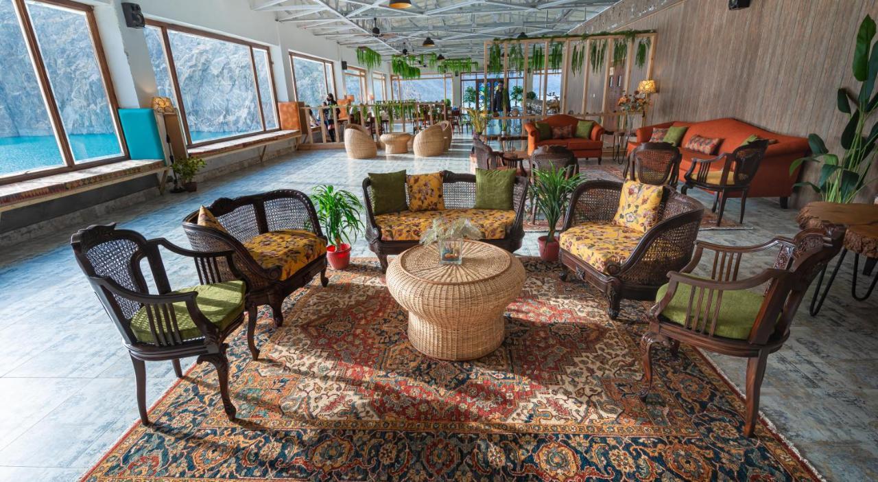 Luxus Hunza Attabad Lake Resort Karimabad  Buitenkant foto
