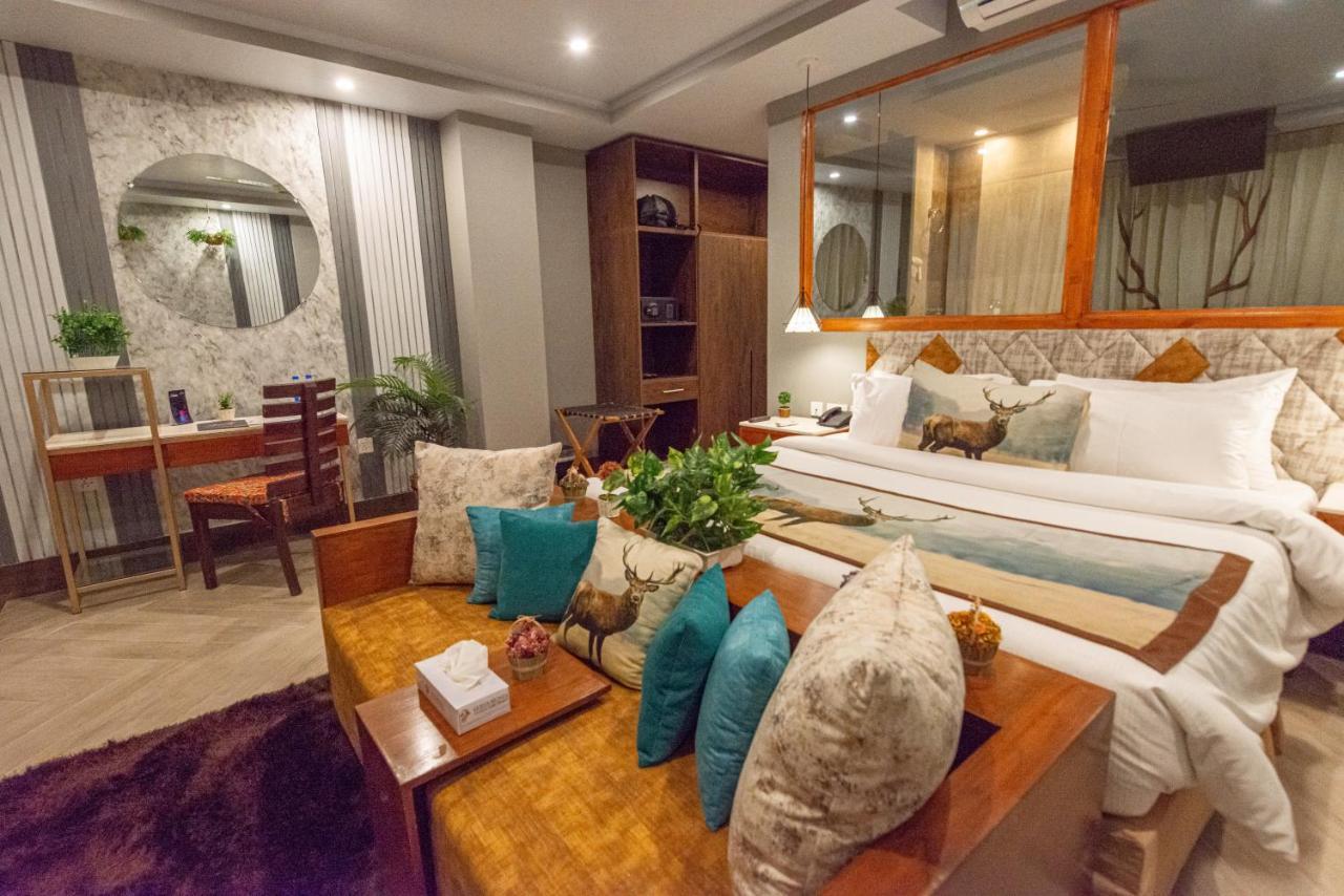 Luxus Hunza Attabad Lake Resort Karimabad  Buitenkant foto