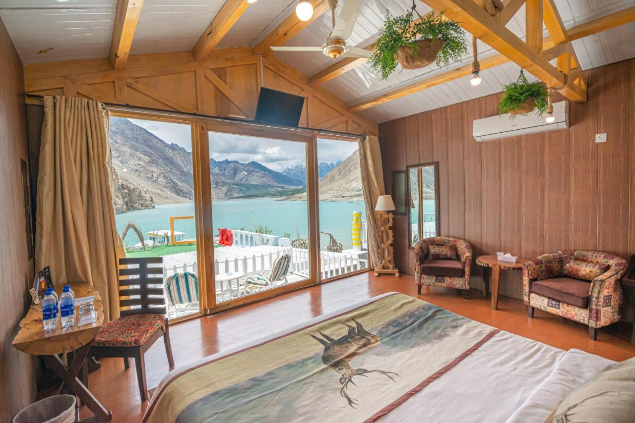 Luxus Hunza Attabad Lake Resort Karimabad  Buitenkant foto