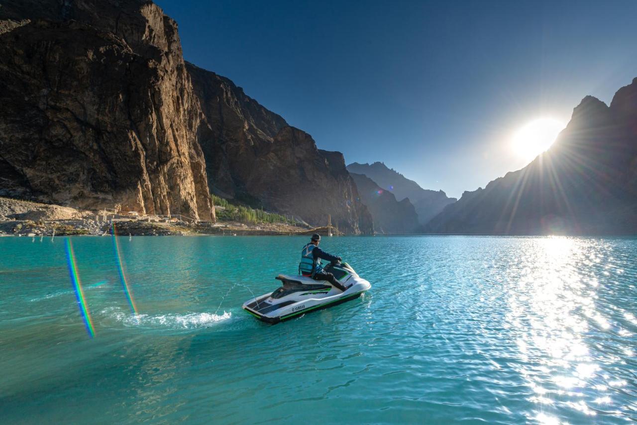 Luxus Hunza Attabad Lake Resort Karimabad  Buitenkant foto